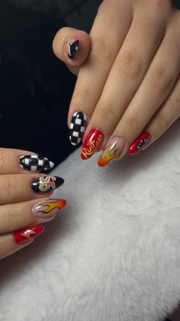 Chérie Nail Studio